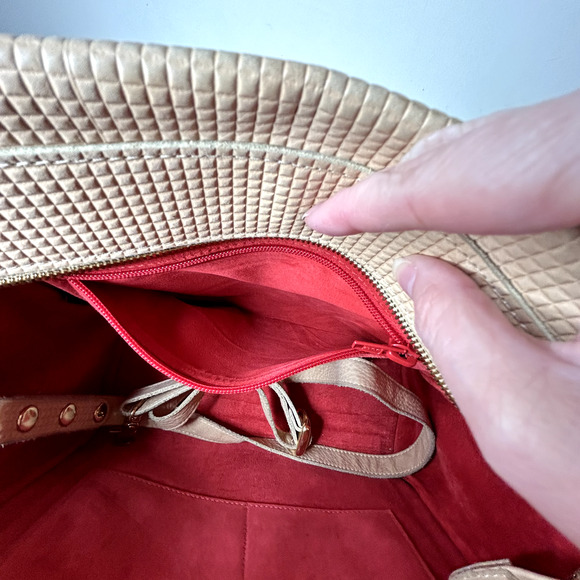 Hammitt Cream Leather Satchel Front Zip Pocket Red Interior Purse Leather Handle - Picture 12 of 16